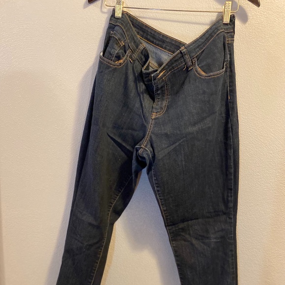 Old Navy Flirt Jeans - Picture 1 of 5